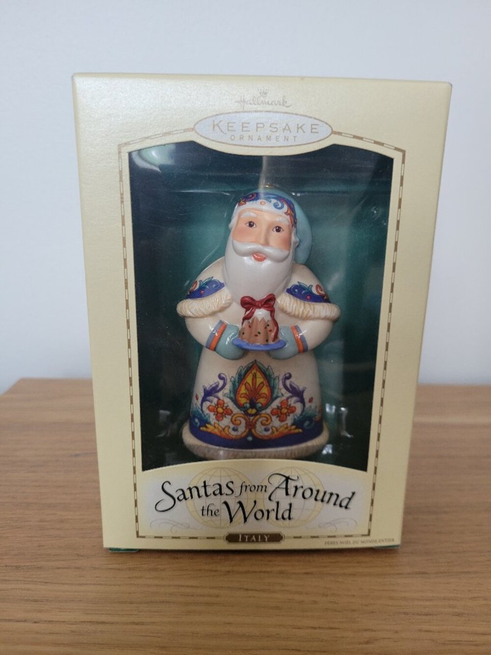 Hallmark Christmas Ornament Santas Around the World "Italy" Babbo Natale 2004